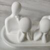 Więzi rodzinne – ręcznie wykonana dekoracja z figurkami